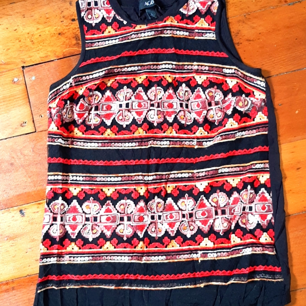AGB  colorful embroidered tank top